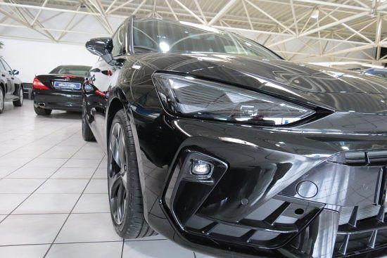 Neu Cupra Leon 150 PS (110 kW) 2025 Schwarz Limousine