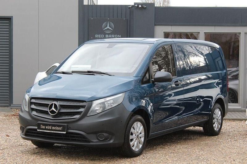 Gebraucht Mercedes Vito 114 PS (83 kW) 2016 Blau Van