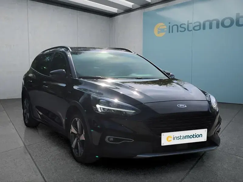 Gebraucht Ford Focus 120 PS (88 kW) 2021 Schwarz Kombi