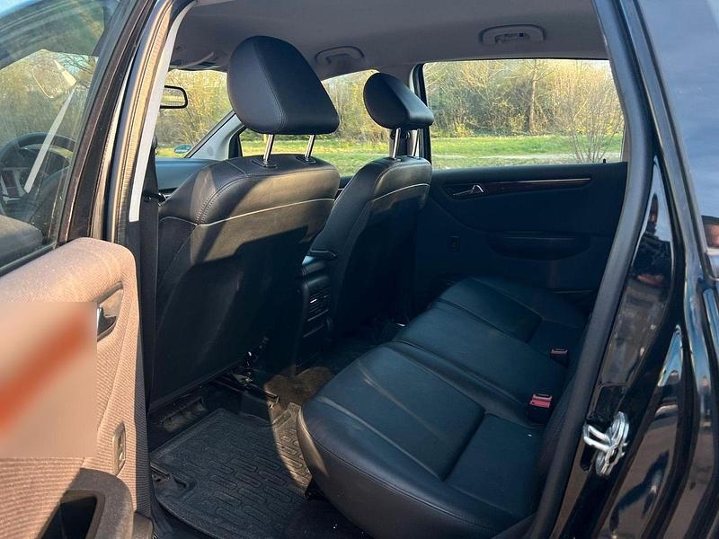 Gebraucht Mercedes B170 116 PS (85 kW) 2008 Schwarz Van / Kleinbus