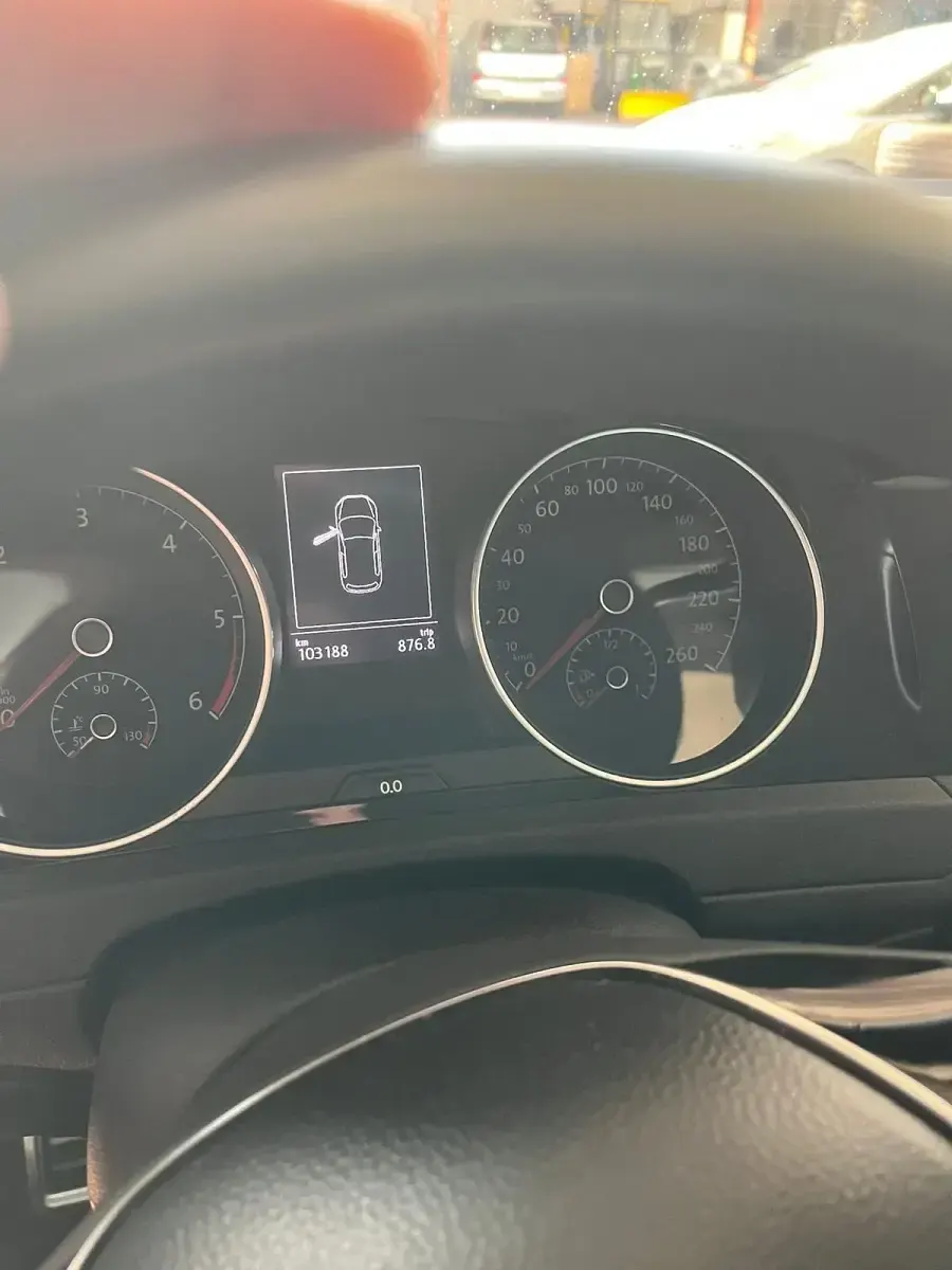 Gebraucht VW Golf VII Join 85 PS (62 kW) 2018 Weiß Limousine