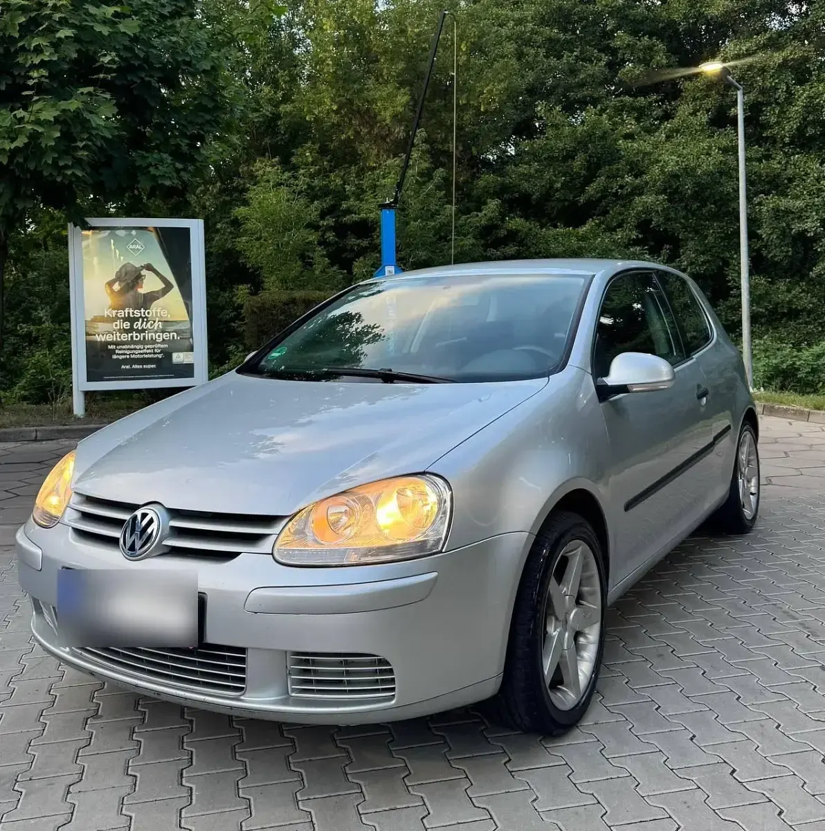 Gebraucht VW Golf IV 75 PS (55 kW) 2005 Silber Coupé