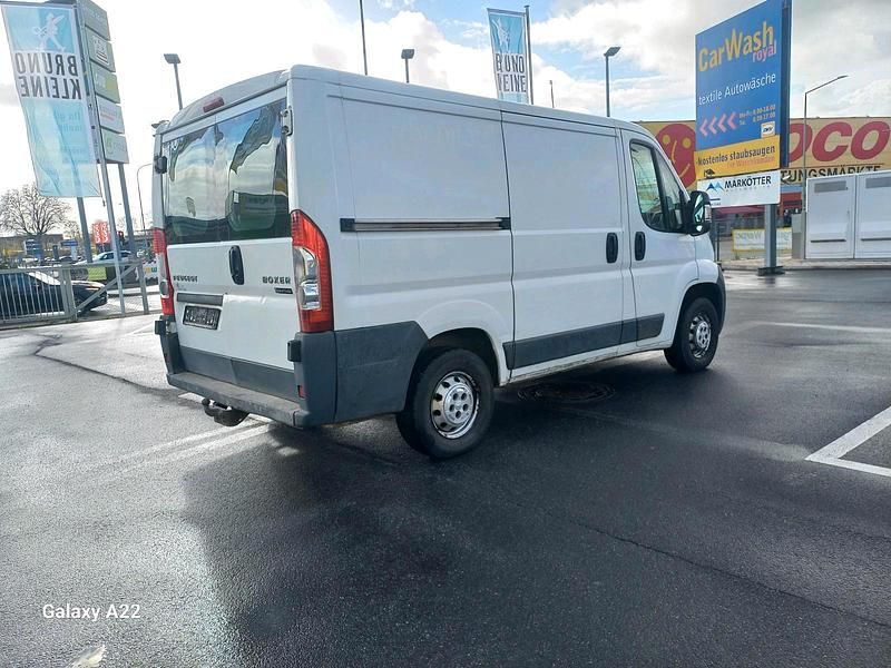 Gebraucht Peugeot Boxer 101 PS (74 kW) 2011 Weiß Van