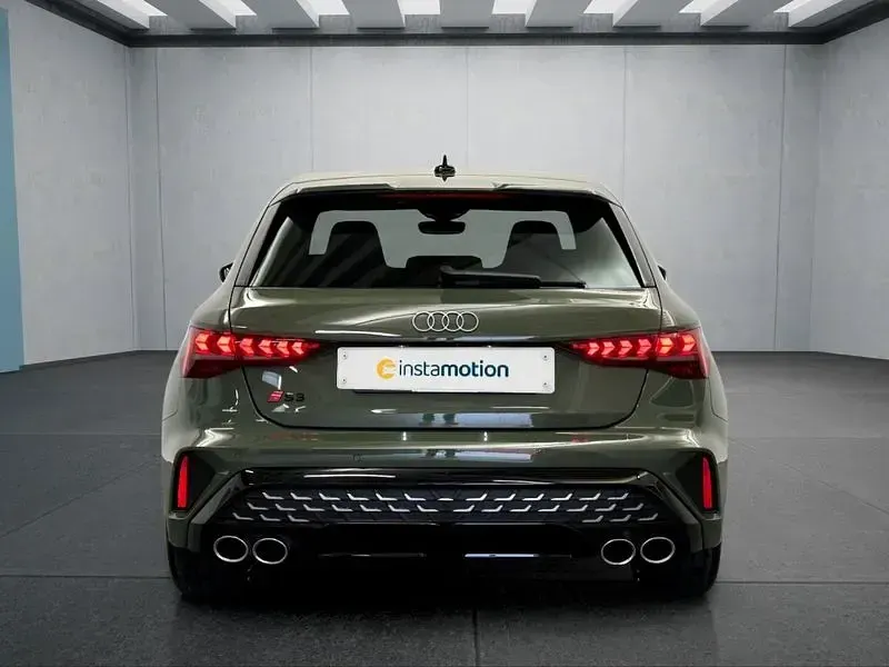 Gebraucht Audi S3 Sportback 333 PS (244 kW) 2025 Grün Kleinwagen