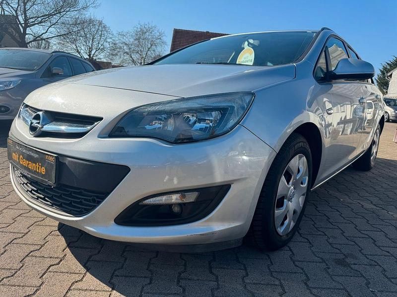 Gebraucht Opel Astra Selection 140 PS (102 kW) 2016 Silber Kombi