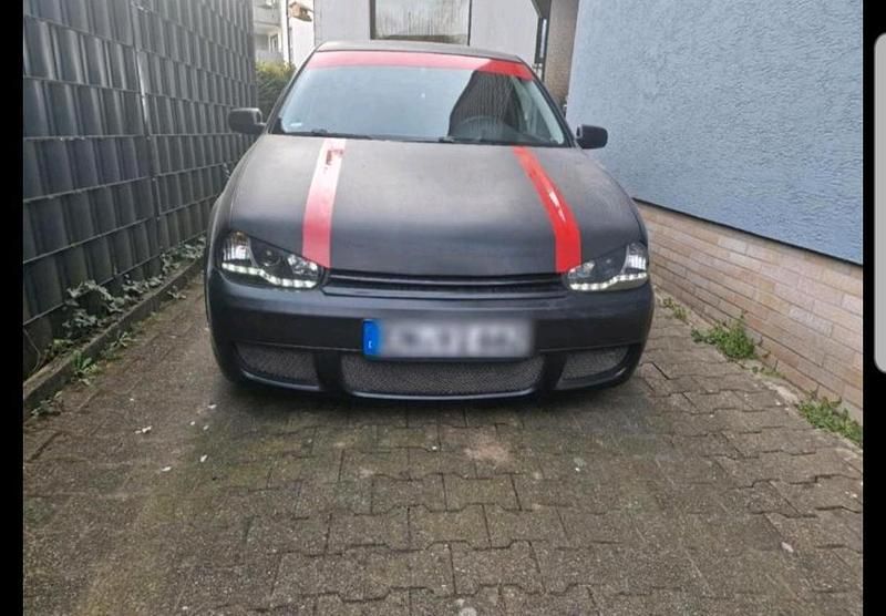 Schwarz Gebraucht 1997 VW Golf III Kleinwagen | 700 € (Guter Preis) - Bild 1/4