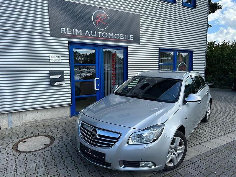 Silber Gebraucht 2013 Opel Insignia Kombi | 4.950 € (Guter Preis) - Bild 1/4
