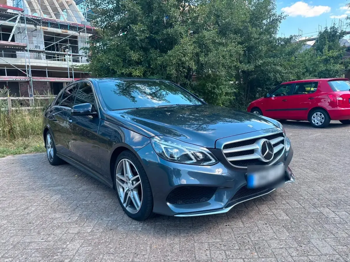 Gebraucht Mercedes E350 AMG 252 PS (185 kW) 2013 Grau Limousine