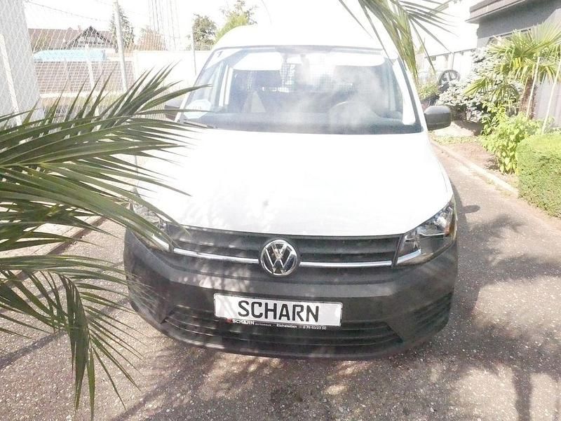 Usata VW Caddy 102 CV (75 kW) 2020 Bianco Monovolume