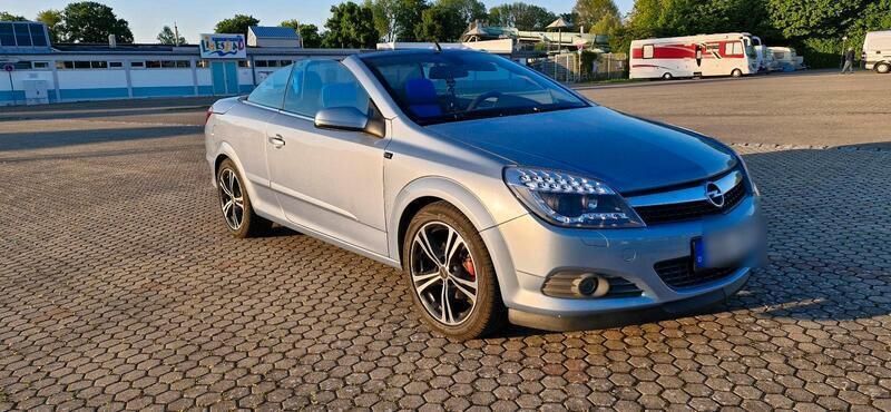 Blau Gebraucht 2007 Opel Astra Cabriolet Edition Cabrio | 3.333 € (Fairer Preis) - Bild 1/4