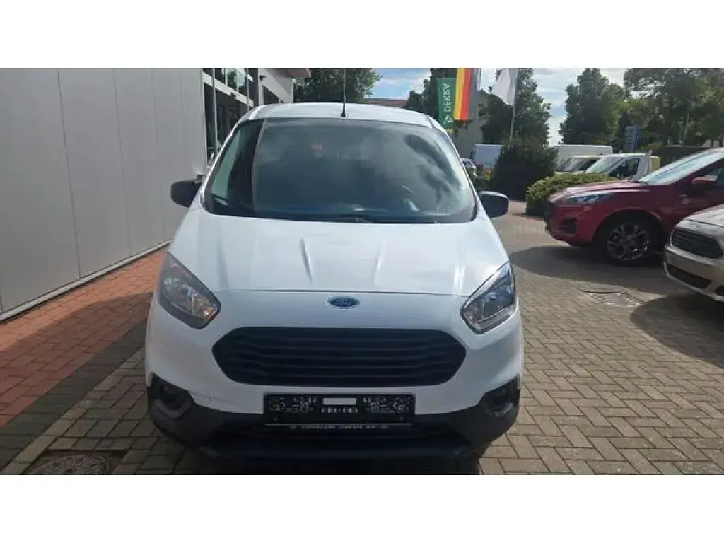 Gebraucht Ford Transit 101 PS (74 kW) 2023 Frozen white Van