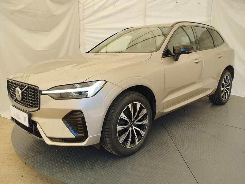 Gebraucht Volvo XC60 Plus 235 PS (172 kW) 2023 Silber SUV