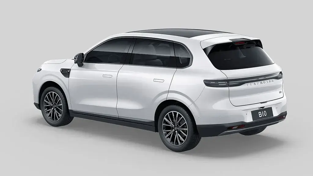 Neu Leapmotor B10 160 kW (218 PS) 2026 Light white SUV