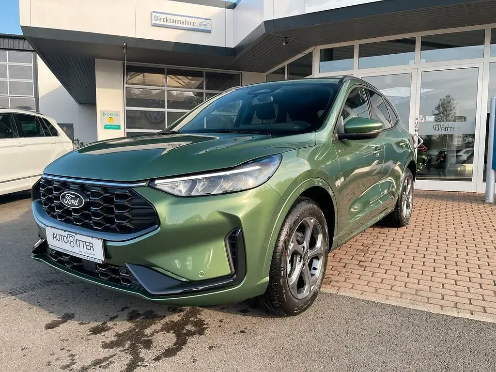 Neu Ford Kuga ST-Line 186 PS (136 kW) 2026 Grün SUV