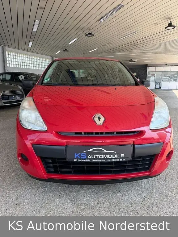 Gebraucht Renault Clio III 75 PS (55 kW) 2012 Rot Van / Kleinbus