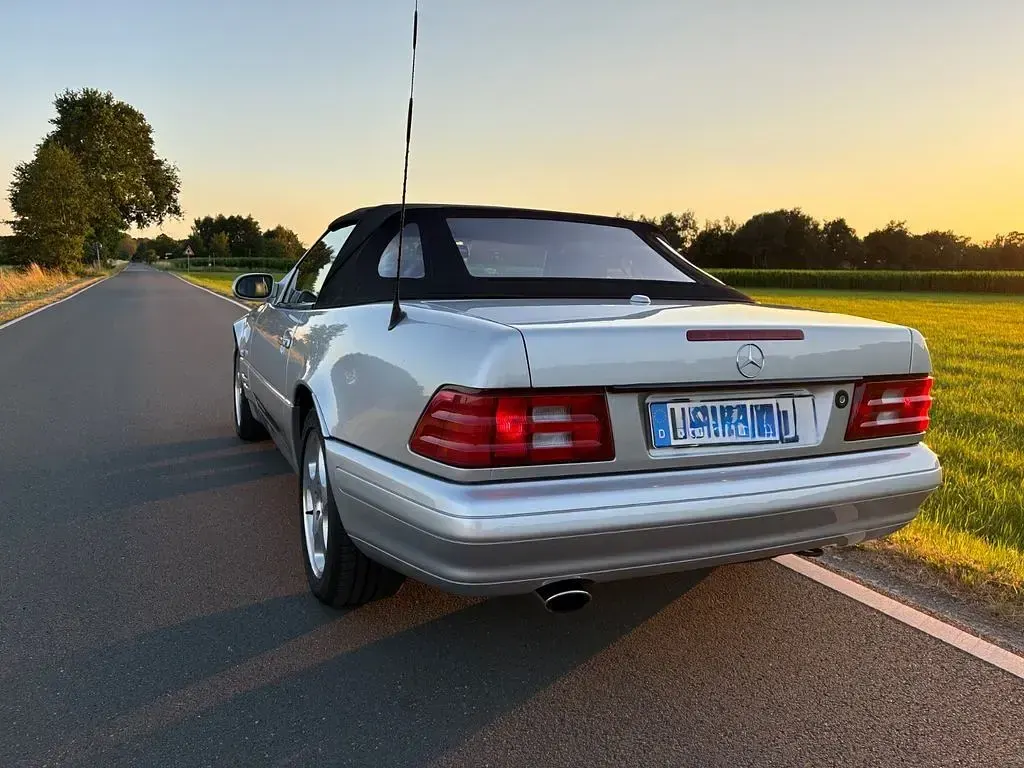 Gebraucht Mercedes SL320 Edition 224 PS (164 kW) 2000 Silber Cabrio
