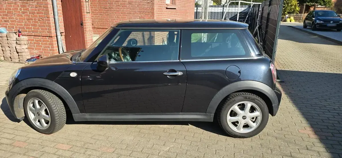 Gebraucht Mini Cooper 90 PS (66 kW) 2007 Blau Kleinwagen
