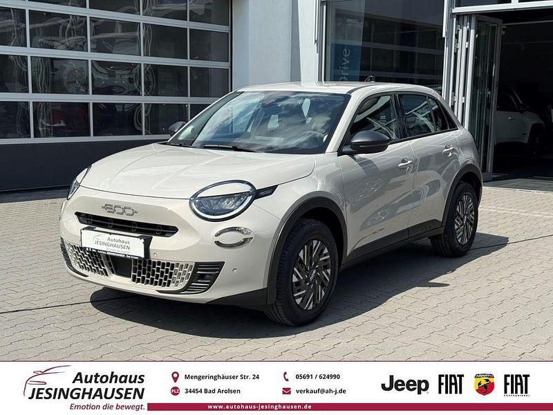 Beige Neu 2025 Fiat 600 SUV | 29.450 € (Teuer) - Bild 1/4