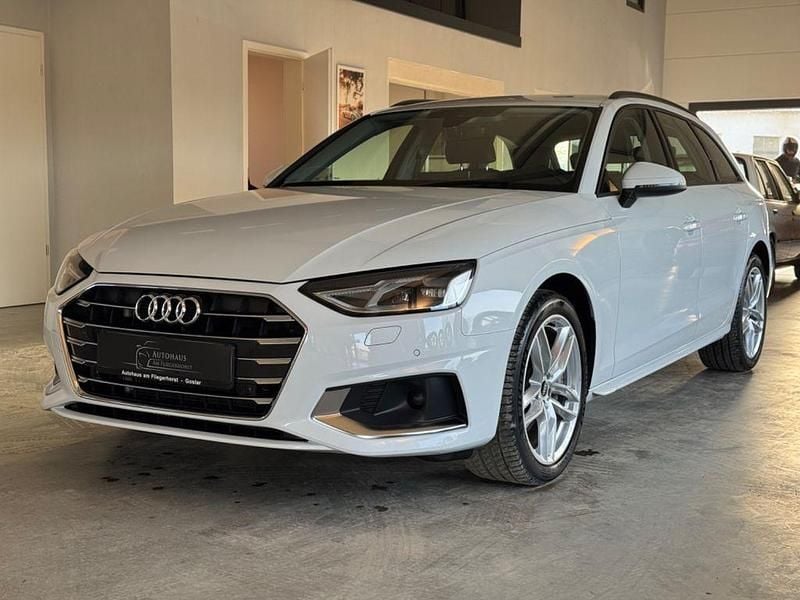 Gebraucht Audi A4 Advanced 204 PS (150 kW) 2023 Weiß Kombi