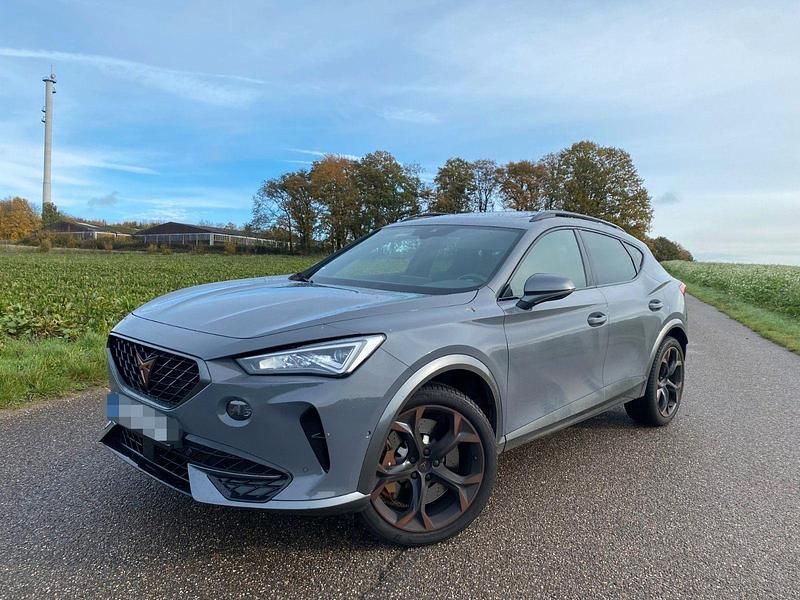 Grau Gebraucht 2021 Cupra Formentor VZ SUV | 26.990 € (Superpreis) - Bild 1/4