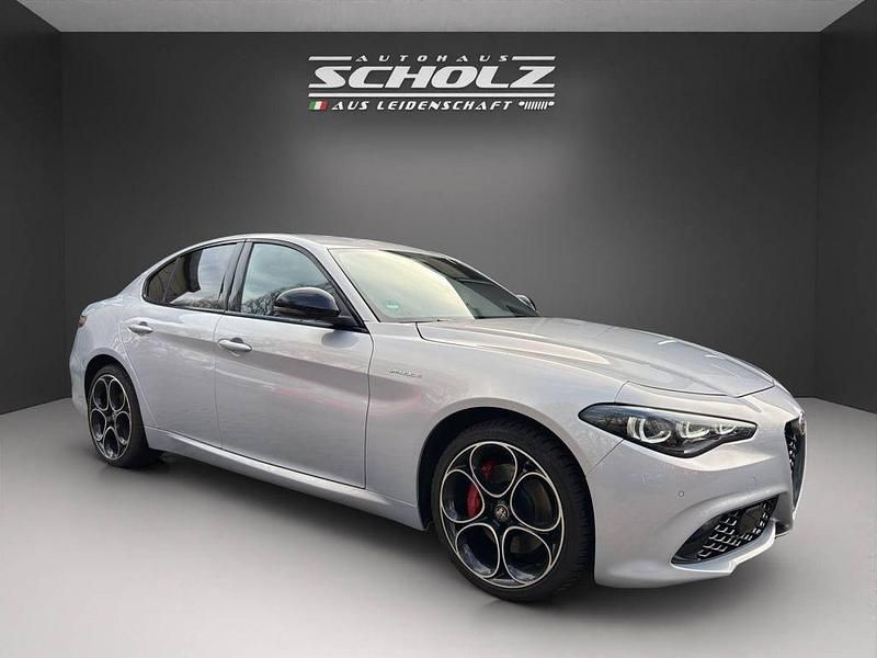 Gebraucht Alfa Romeo Giulia Sprint 280 PS (205 kW) 2024 Silber Limousine