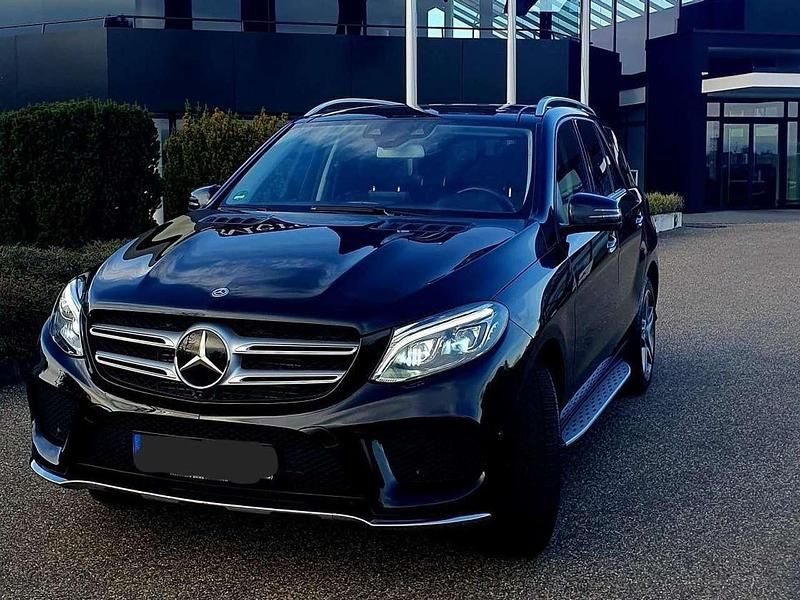 Gebraucht 2017 Mercedes GLE350 AMG line SUV | 44.900 € (Teuer) - Bild 1/4