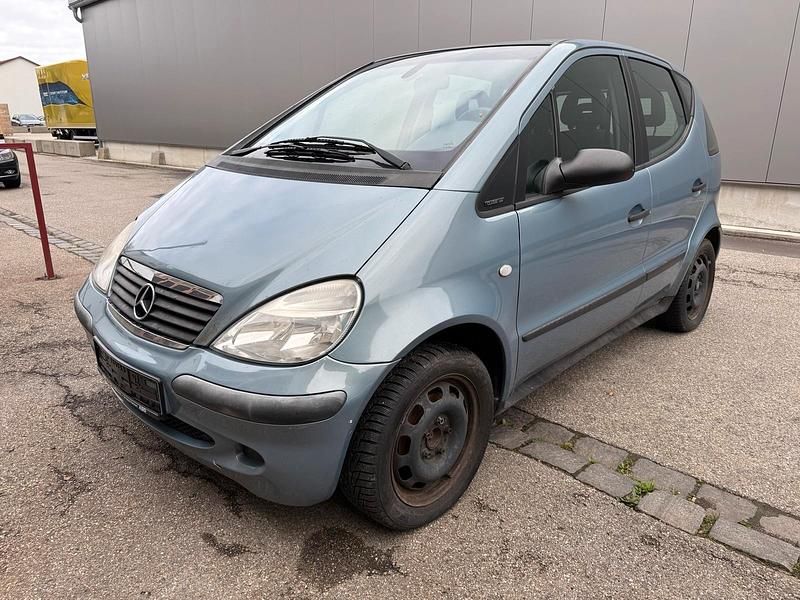 Gebraucht Mercedes A170 95 PS (69 kW) 2002 Blau Kleinwagen