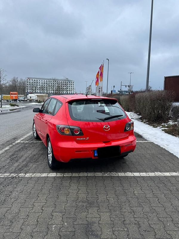 Gebraucht Mazda 3 105 PS (77 kW) 2006 Rot Kleinwagen