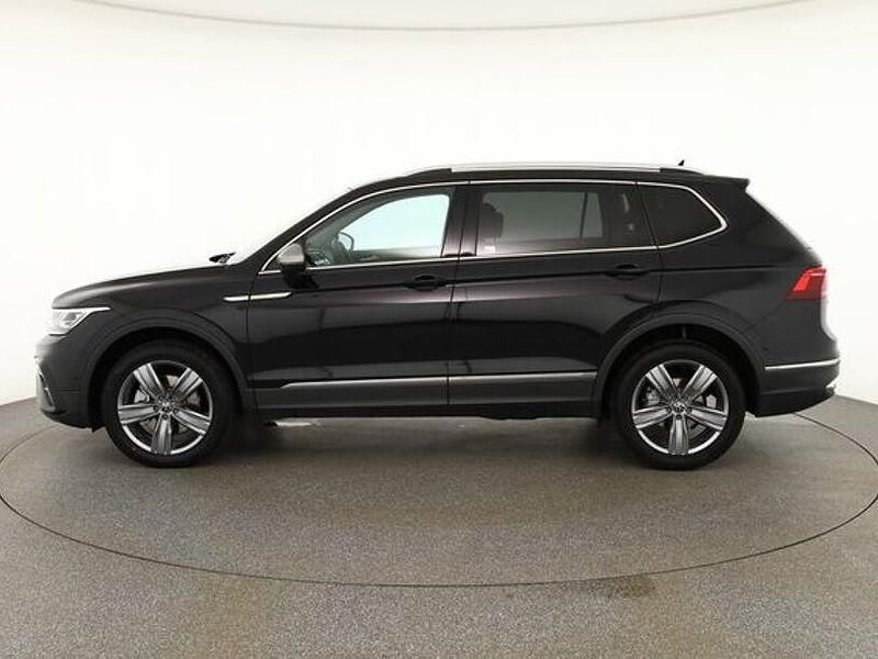 Gebraucht VW Tiguan Allspace 200 PS (147 kW) 2022 Schwarz SUV