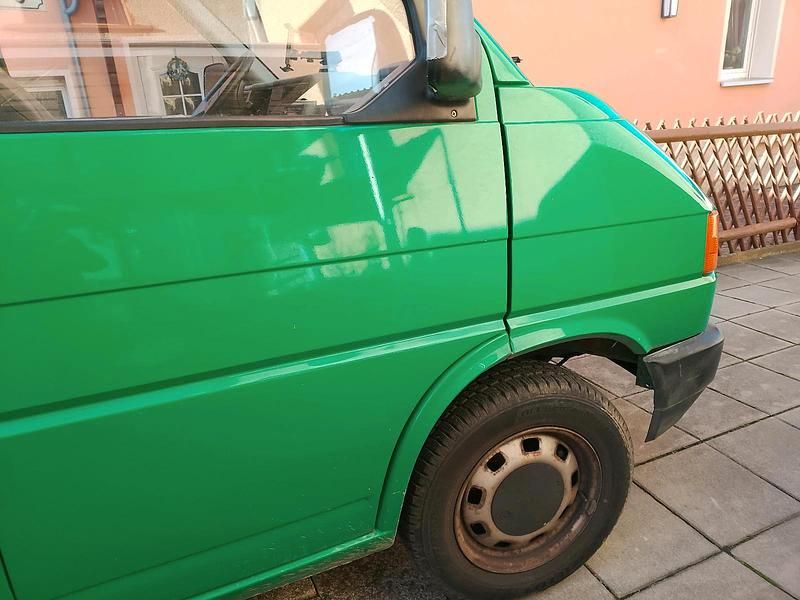 Gebraucht VW T4 83 PS (61 kW) 1994 Grün Van