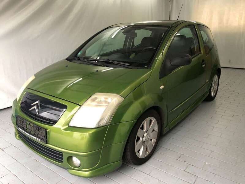 Lack grün absinthe/metallicla Gebraucht 2005 Citroën C2 VTR Sport Kleinwagen | 2.590 € (Fairer Preis) - Bild 1/4