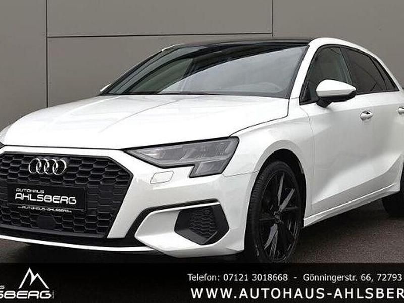 Weiß Gebraucht 2021 Audi A3 S-Line Limousine | 28.600 € (Etwas zu teuer) - Bild 1/4
