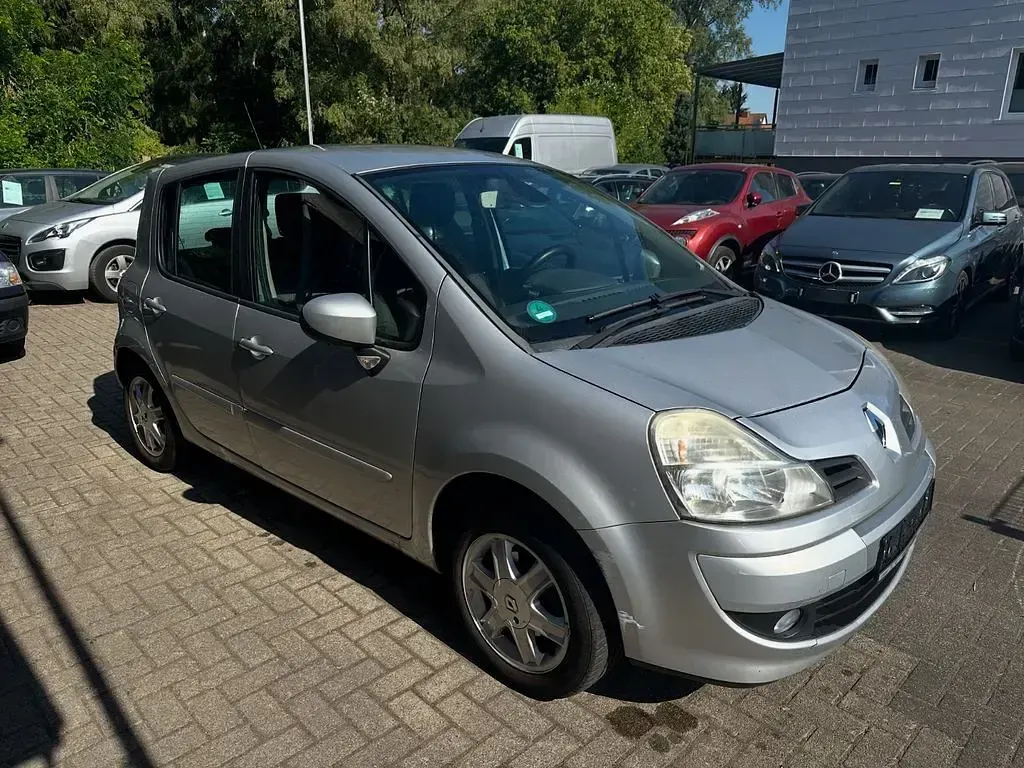 Gebraucht Renault Modus Dynamique 101 PS (74 kW) 2008 Silber Van / Kleinbus