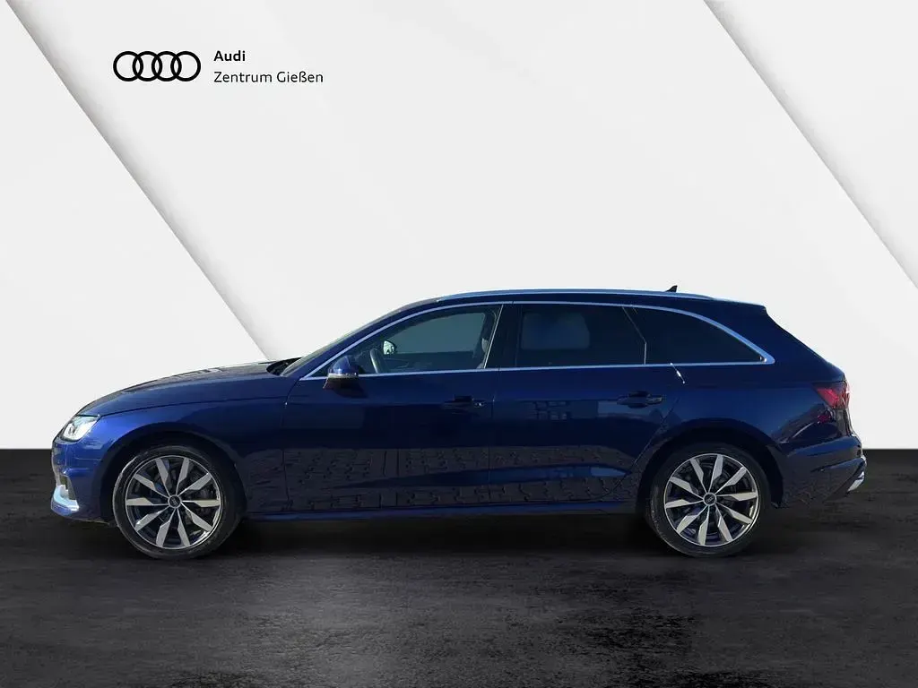 Gebraucht Audi A4 Advanced 204 PS (150 kW) 2023 Blau Kombi