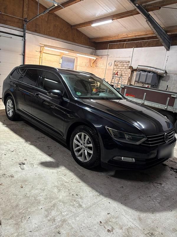 Gebraucht VW Passat 150 PS (110 kW) 2015 Schwarz Kombi