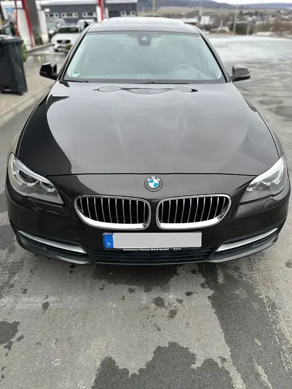 Gebraucht BMW 520 258 PS (189 kW) 2015 Schwarz Limousine
