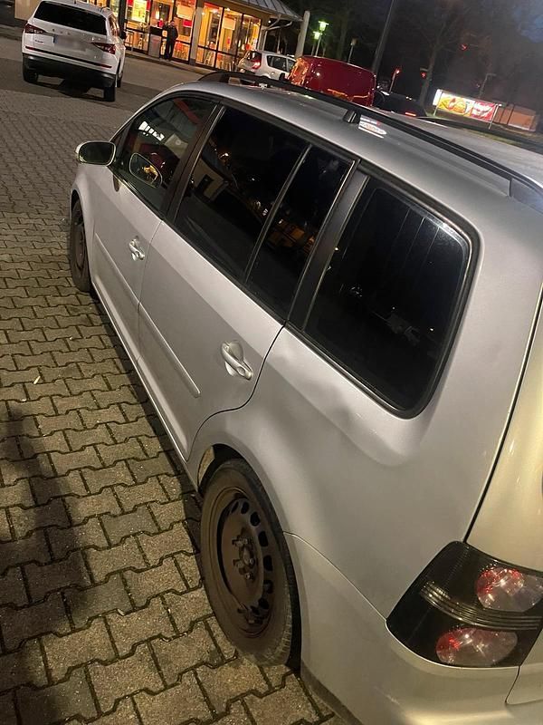Gebraucht VW Touran 170 PS (125 kW) 2006 Silber Van / Kleinbus