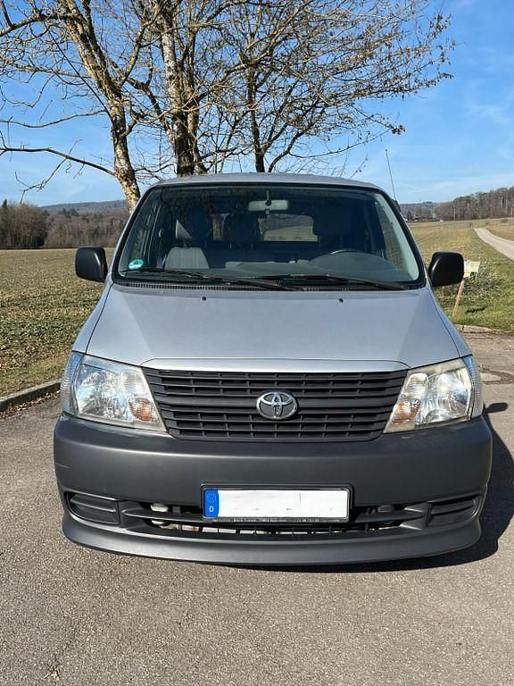 Gebraucht Toyota HiAce 117 PS (86 kW) 2007 Silber Limousine
