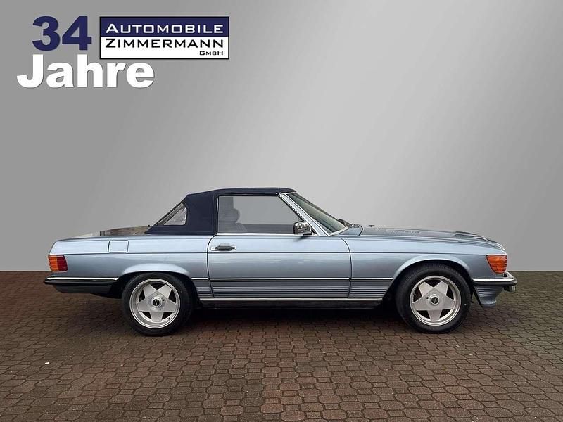 Gebraucht Mercedes 560 231 PS (169 kW) 1985 Blau Cabrio