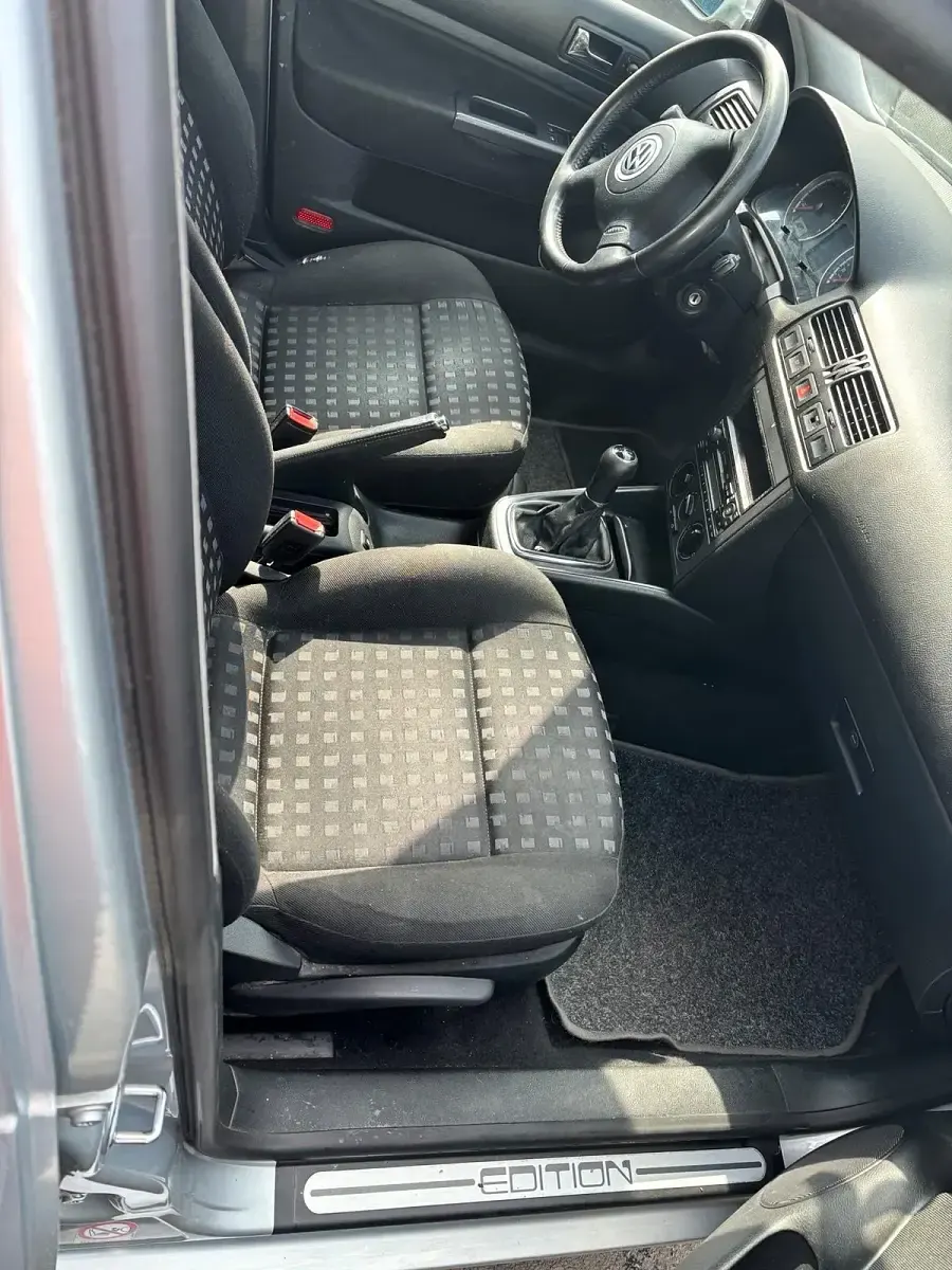 Occasion VW Bora 115 ch (84 kW) 2000 Gris Berline