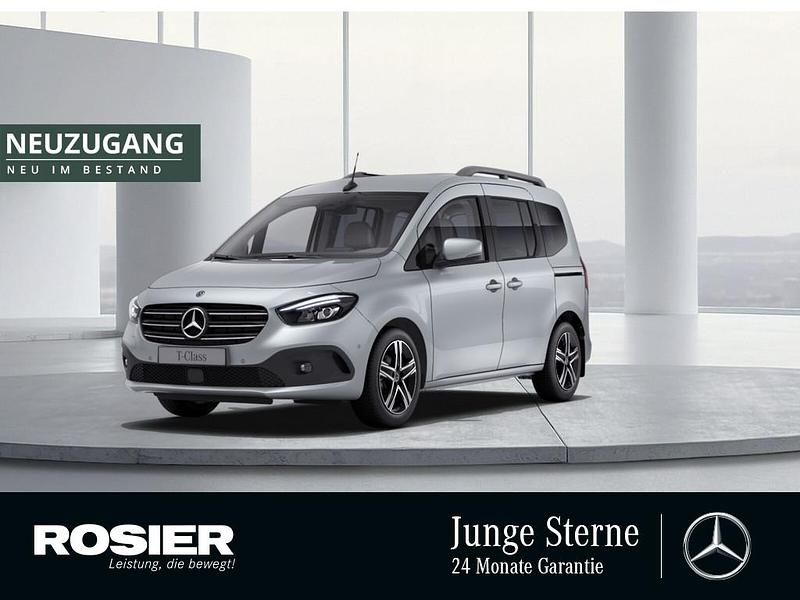 Silber / helvinsilber Gebraucht 2024 Mercedes T180 Progressive Van / Kleinbus | 32.440 € (Teuer) - Bild 1/4