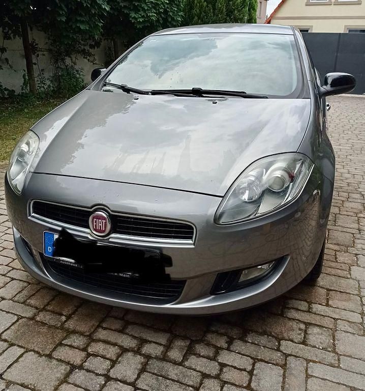 Gebraucht Fiat Bravo Street 120 PS (88 kW) 2012 Grau Kleinwagen