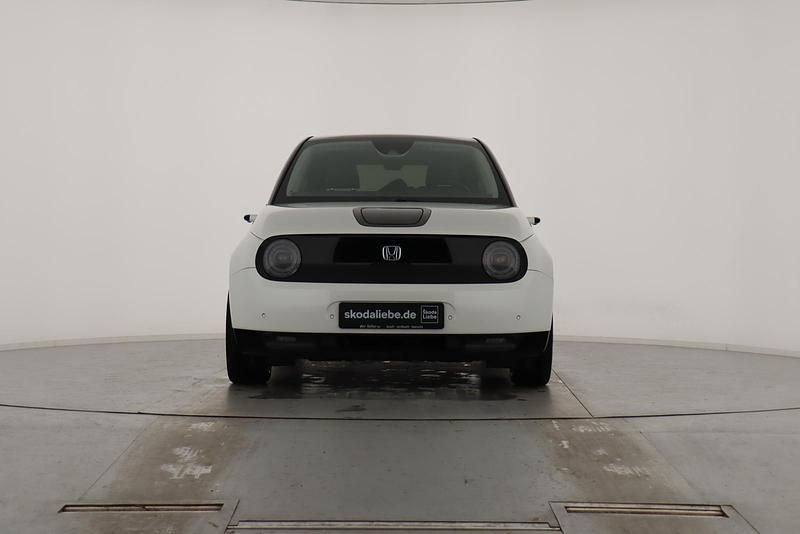 Gebraucht Honda e Advance 113 kW (154 PS) 2020 Platinum white p. Kleinwagen
