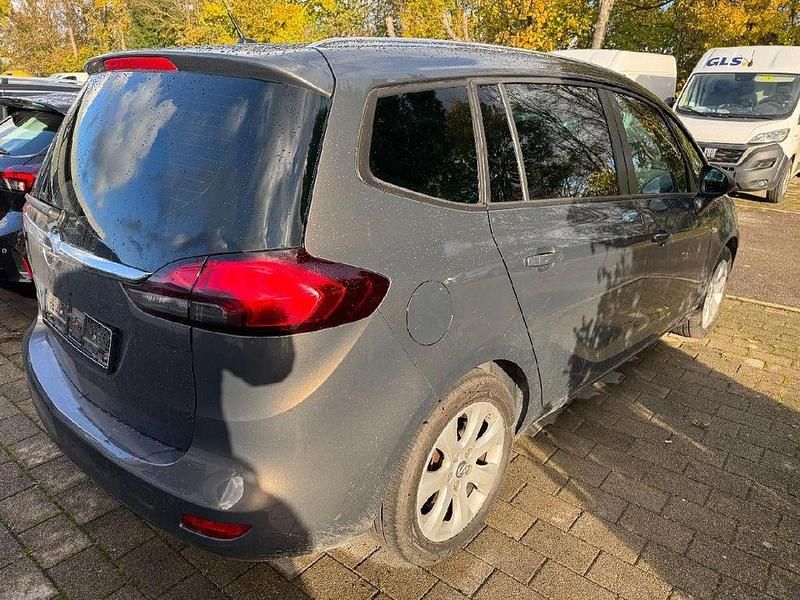 Gebraucht Opel Zafira Tourer Style 140 PS (102 kW) 2015 Grau Van / Kleinbus
