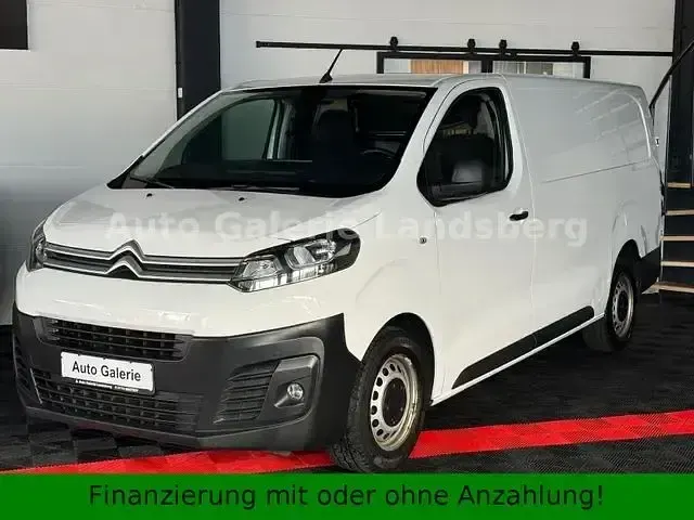 Używany Citroën Jumpy 179 KM (131 kW) 2022 Biały Minivan