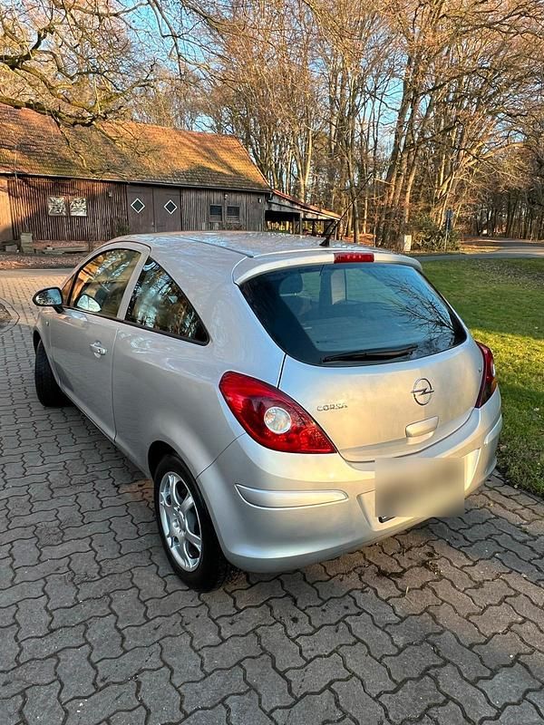 Silber Gebraucht 2008 Opel Corsa Edition Kleinwagen | 2.500 € (Fairer Preis) - Bild 1/4