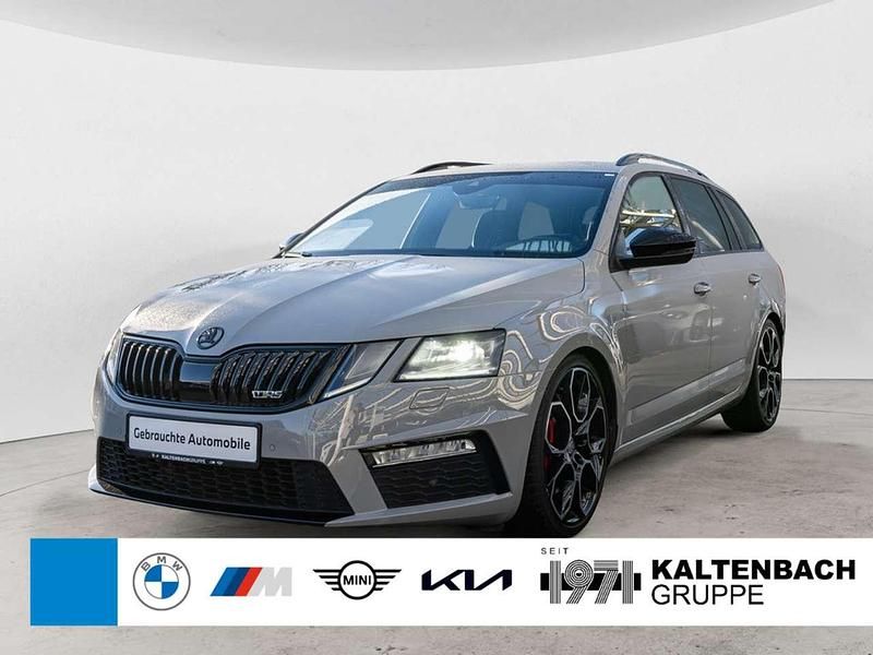 Grau Gebraucht 2020 Skoda Octavia RS Limousine | 26.390 € (Fairer Preis) - Bild 1/4
