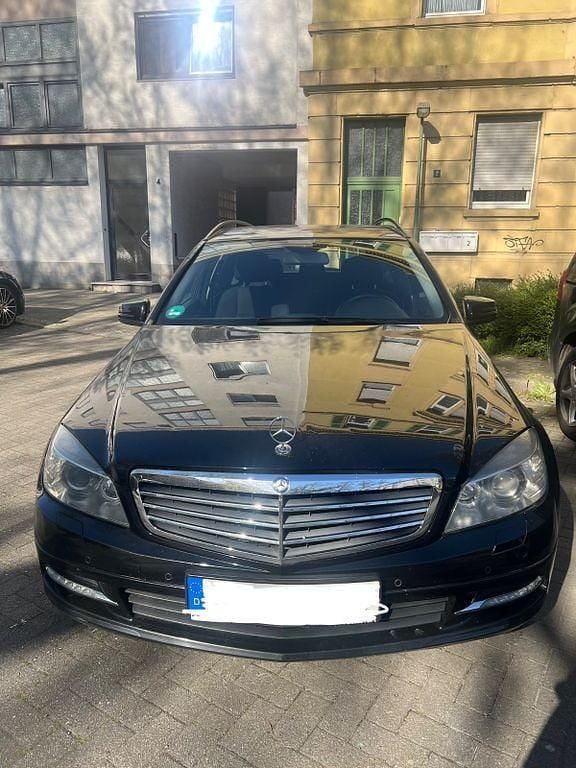 Gebraucht Mercedes C220 170 PS (125 kW) 2010 Schwarz Kombi