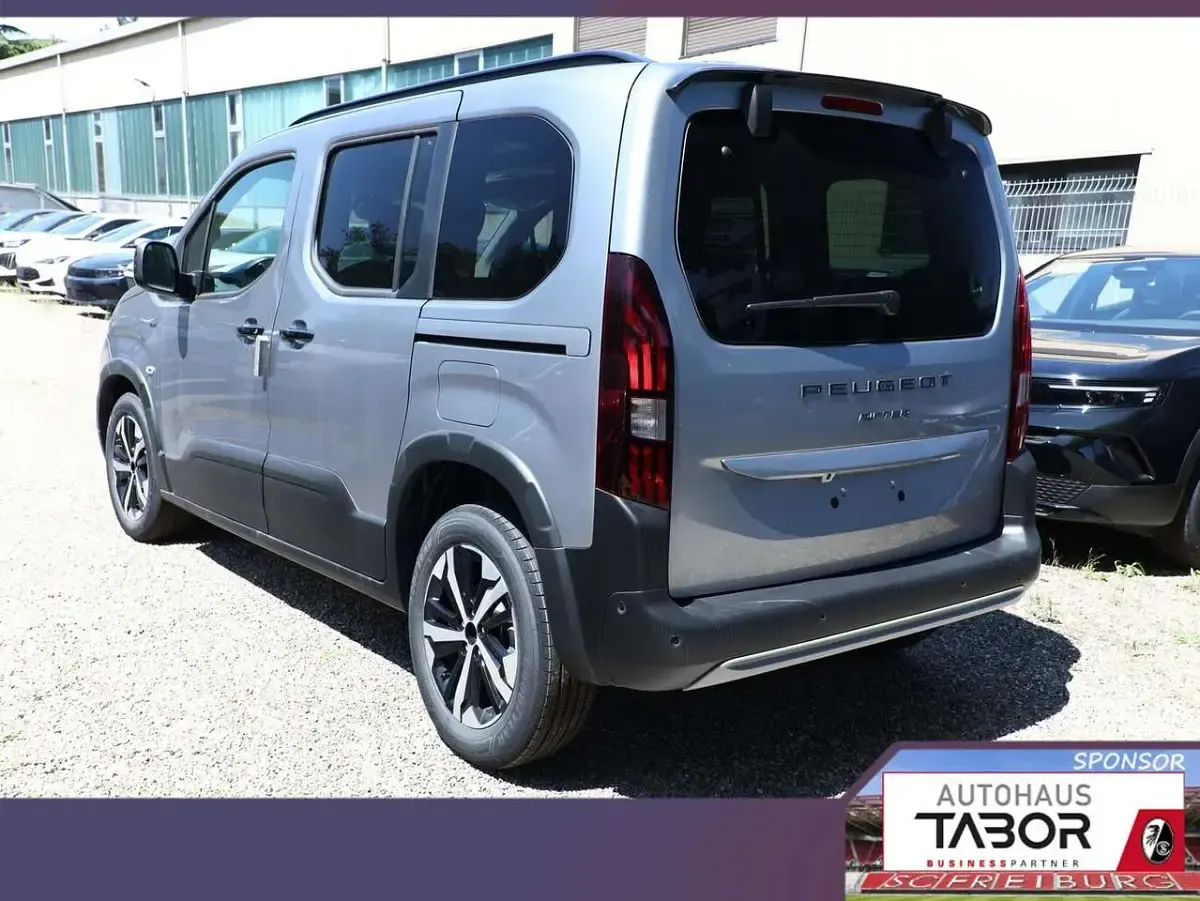 Neu Peugeot Rifter GT 131 PS (96 kW) 2025 Grau Van / Kleinbus