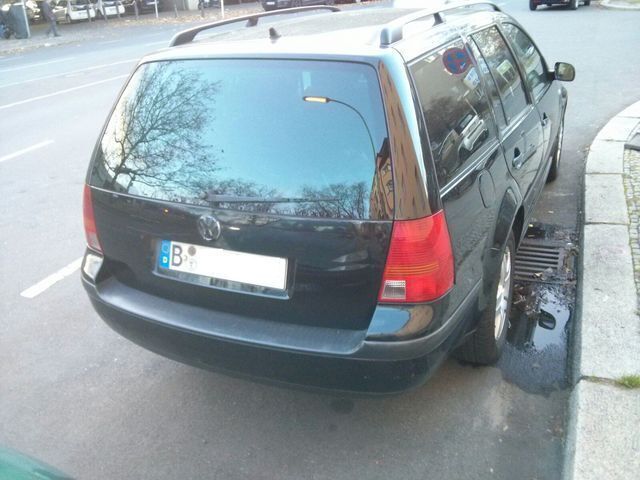 Gebraucht VW Golf IV 101 PS (74 kW) 2003 Schwarz Kombi